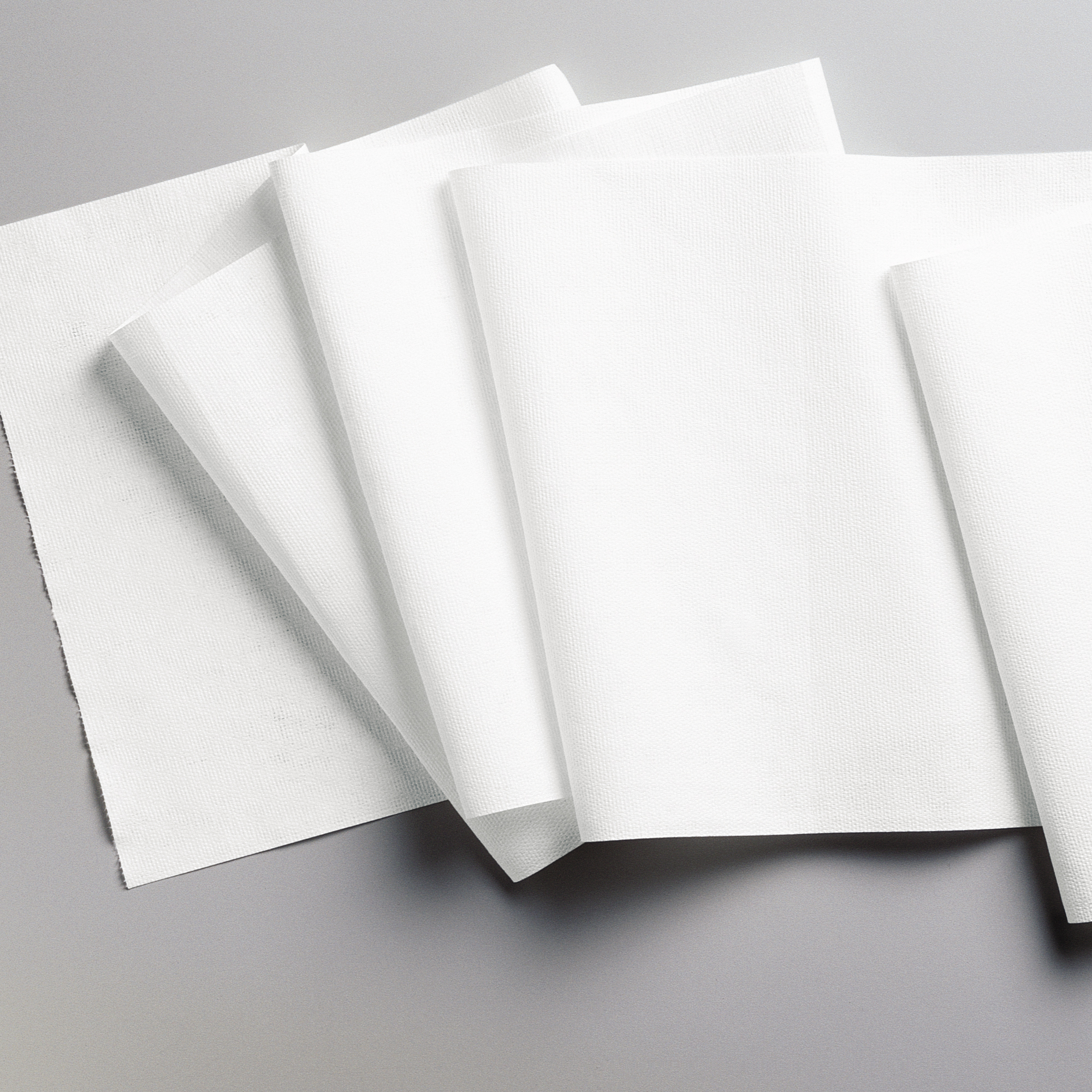 Picture of L30 TOWELS, 12 2/5 X 13 3/10, WHITE, 950 PER ROLL